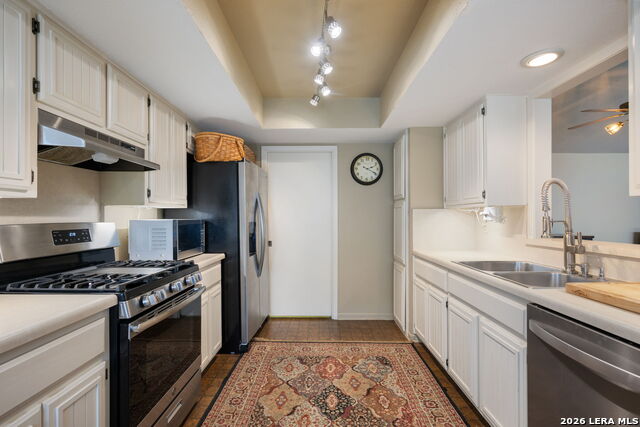 Image 14 of 35 For 2631 Country Square