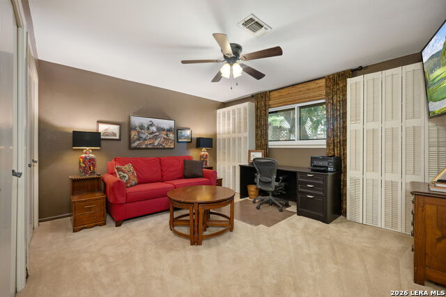 Image 24 of 35 For 2631 Country Square