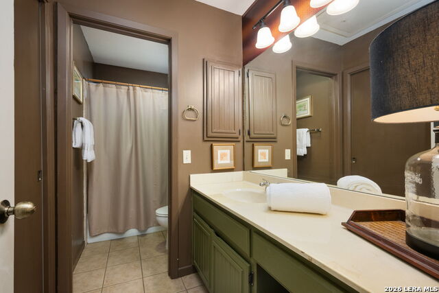 Image 25 of 35 For 2631 Country Square