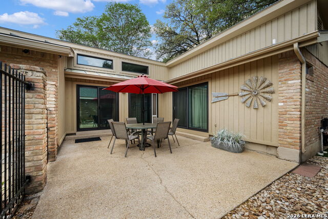 Image 30 of 35 For 2631 Country Square