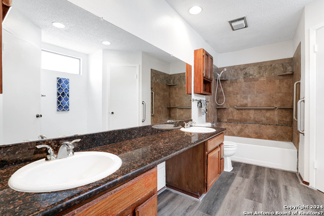 Image 20 of 57 For 6943 Sunshine Tree Dr