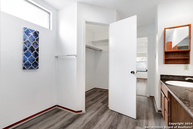 Image 21 of 57 For 6943 Sunshine Tree Dr