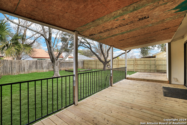 Image 31 of 57 For 6943 Sunshine Tree Dr