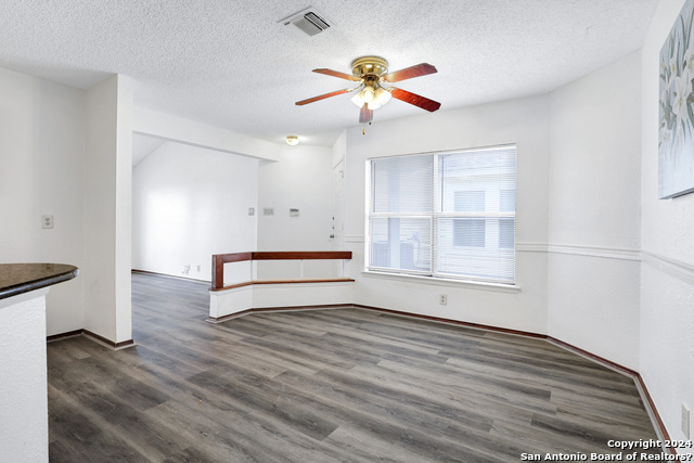 Image 8 of 57 For 6943 Sunshine Tree Dr