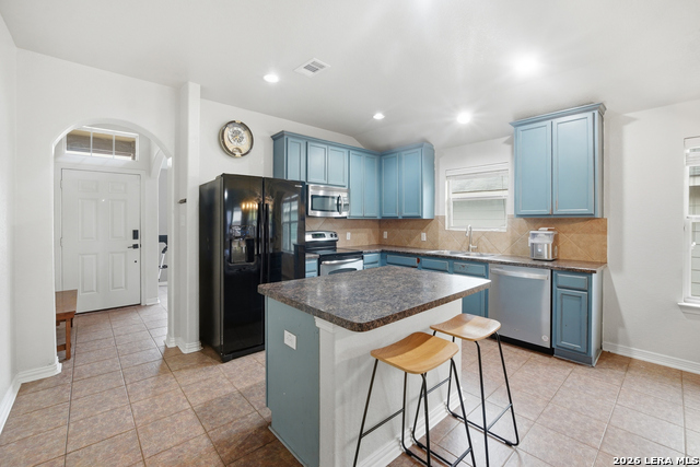 Image 6 of 32 For 9903 Mill Path