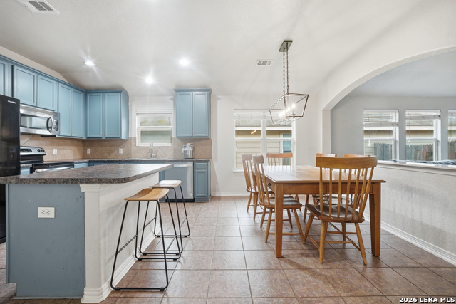 Image 9 of 32 For 9903 Mill Path