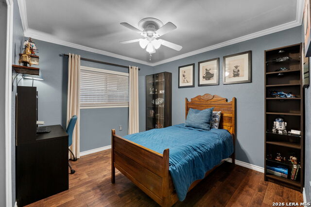 Image 27 of 44 For 5827 Lost Creek