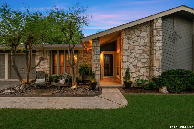 Image 3 of 44 For 5827 Lost Creek