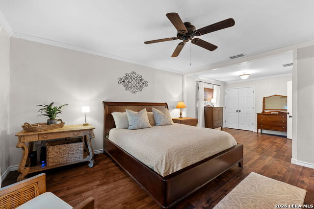 Image 31 of 44 For 5827 Lost Creek