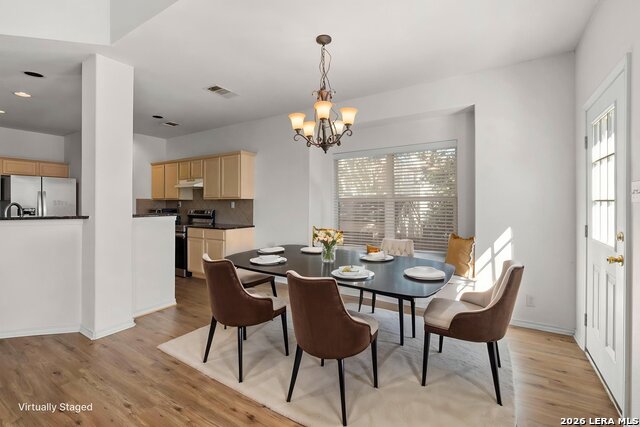 Listing photo id 15 for 910 Thomas Ridge