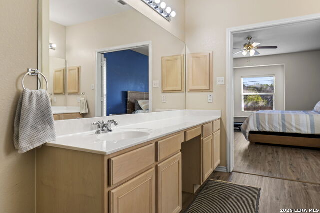 Listing photo id 21 for 910 Thomas Ridge