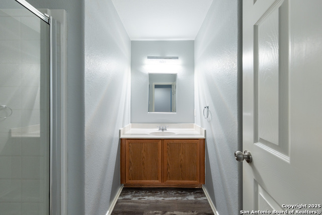 Image 21 of 33 For 15522 Flowing Spring