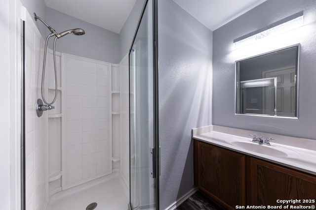 Image 23 of 33 For 15522 Flowing Spring