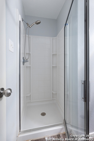 Image 24 of 33 For 15522 Flowing Spring