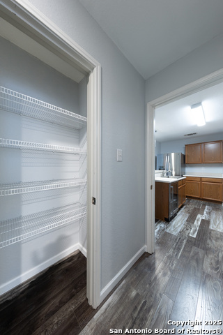 Image 27 of 33 For 15522 Flowing Spring