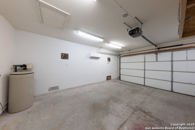 Image 32 of 33 For 15522 Flowing Spring