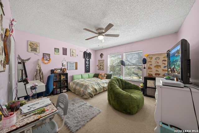 Image 18 of 23 For 6630 Meadow Fawn Dr