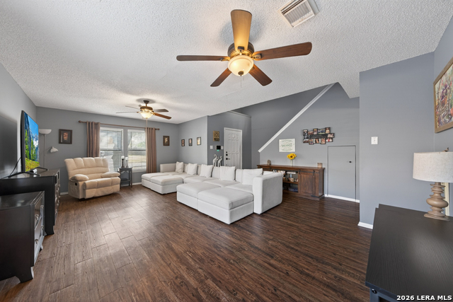 Image 3 of 23 For 6630 Meadow Fawn Dr