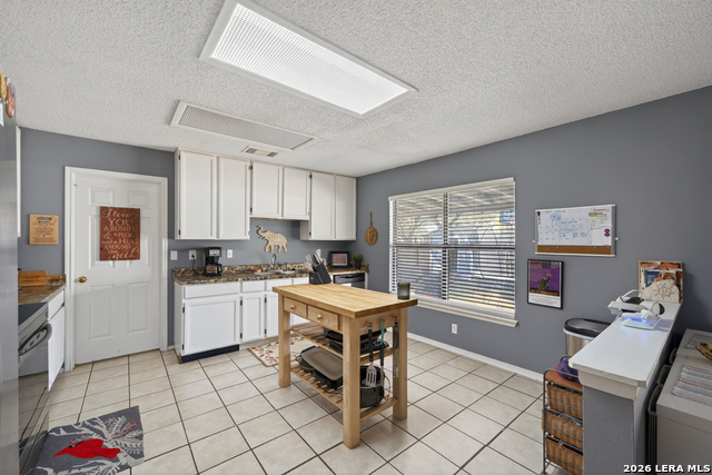 Image 6 of 23 For 6630 Meadow Fawn Dr