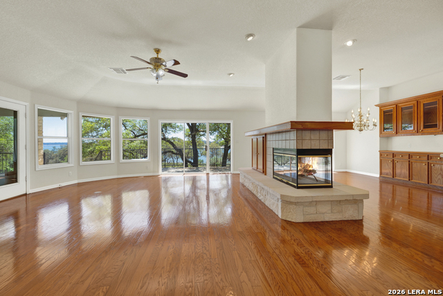 Image 10 of 49 For 1000 Bamc Dr