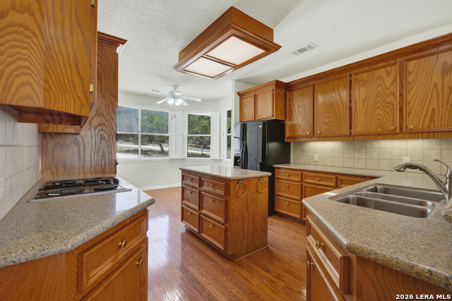 Image 16 of 49 For 1000 Bamc Dr