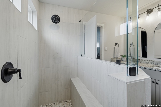 Image 18 of 43 For 31669 Far Away