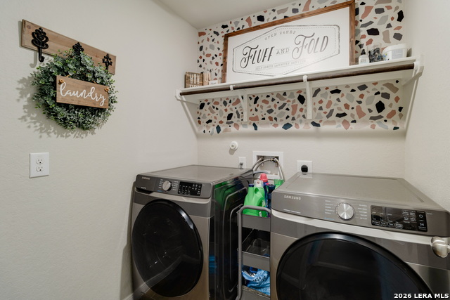 Image 27 of 43 For 31669 Far Away