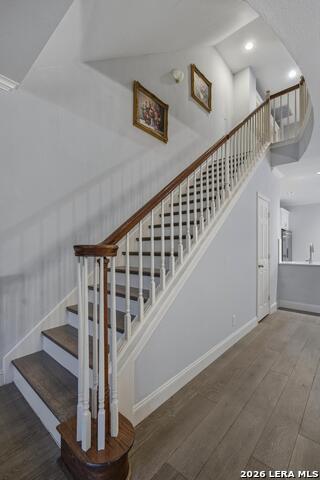 Image 10 of 32 For 145 Elizabeth