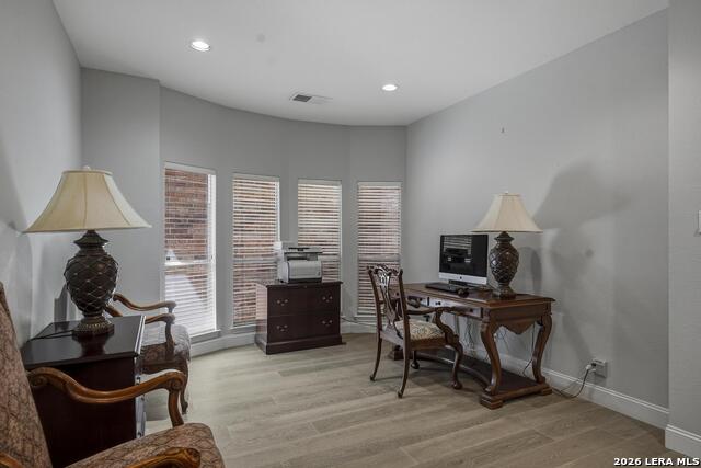 Image 23 of 32 For 145 Elizabeth