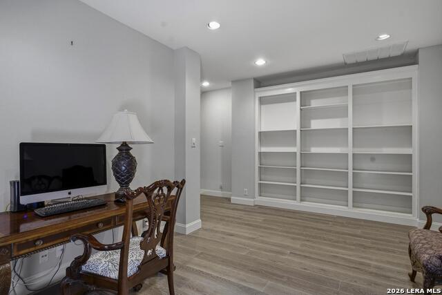 Image 24 of 32 For 145 Elizabeth