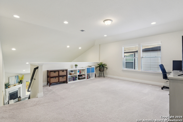 Image 25 of 40 For 706 Jett Stream