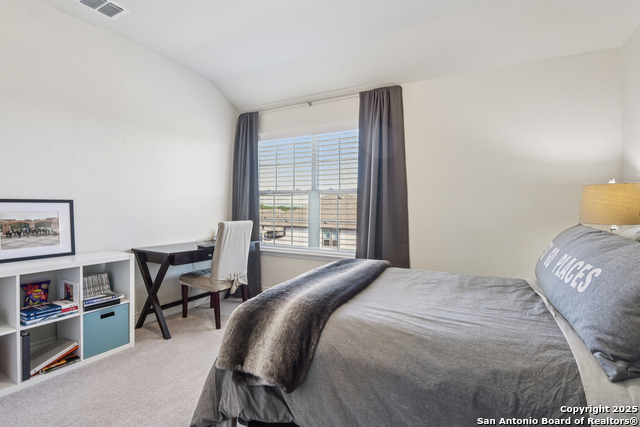 Image 32 of 40 For 706 Jett Stream