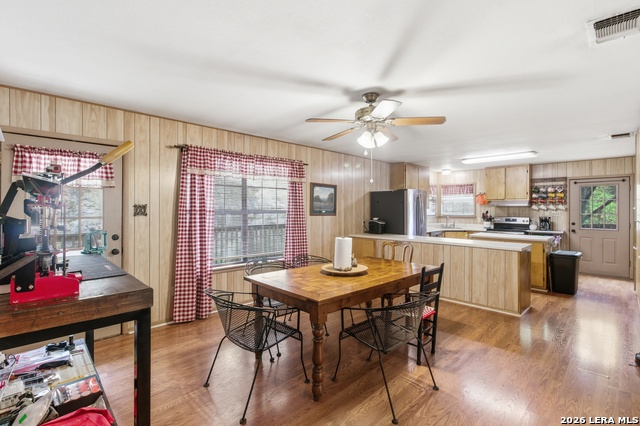 Image 18 of 52 For 2115 Mesa Verde Rd