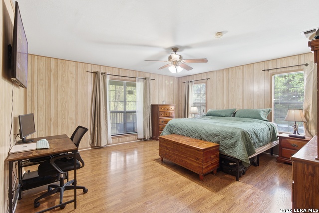 Image 19 of 52 For 2115 Mesa Verde Rd