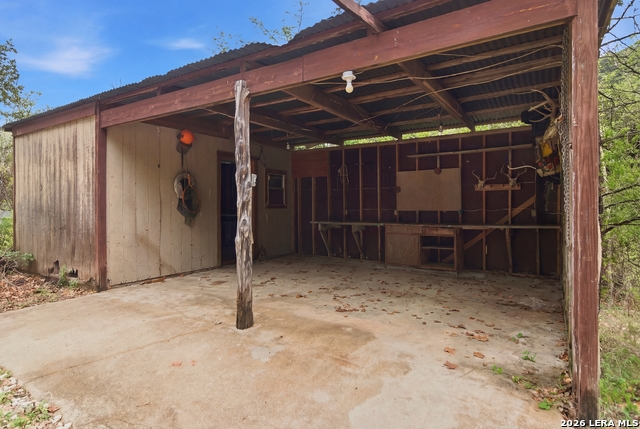 Image 35 of 52 For 2115 Mesa Verde Rd