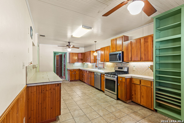 Image 10 of 22 For 134 Millwood Ln