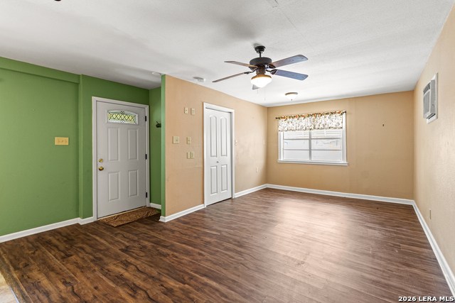 Image 19 of 22 For 134 Millwood Ln