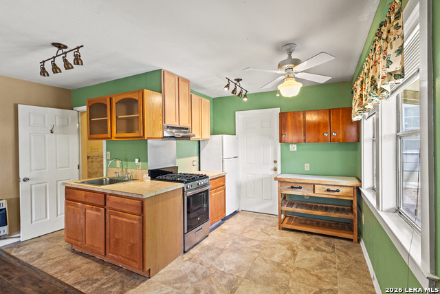 Image 20 of 22 For 134 Millwood Ln