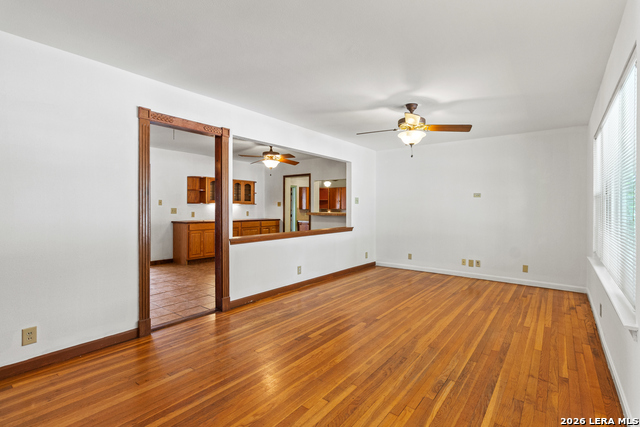 Image 4 of 22 For 134 Millwood Ln