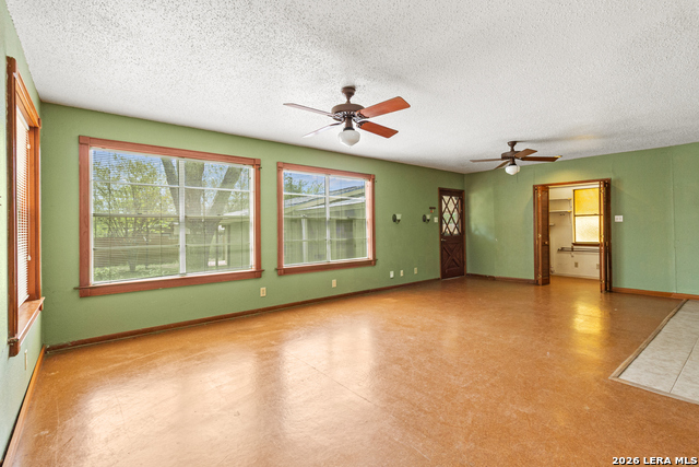 Image 6 of 22 For 134 Millwood Ln