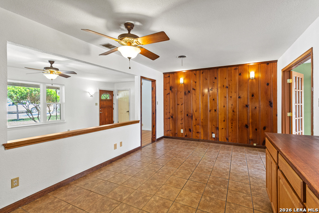 Image 8 of 22 For 134 Millwood Ln