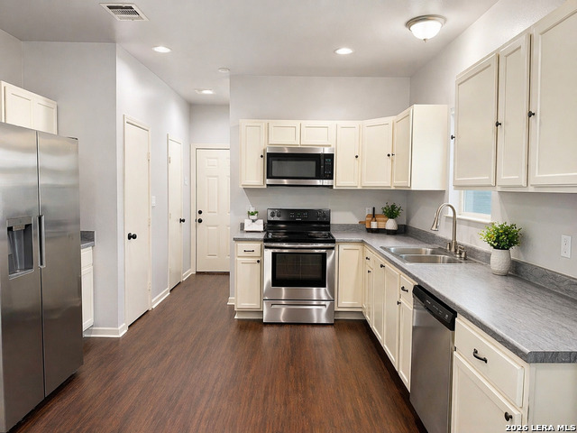 Image 15 of 40 For 203 Harralton