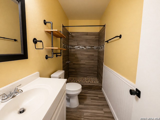 Image 23 of 40 For 203 Harralton