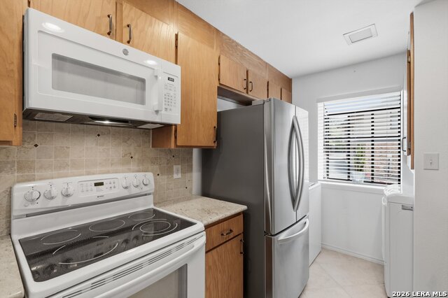 Image 11 of 26 For 11815 Vance Jackson Rd  2306