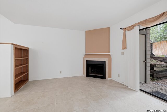 Image 8 of 26 For 11815 Vance Jackson Rd  2306