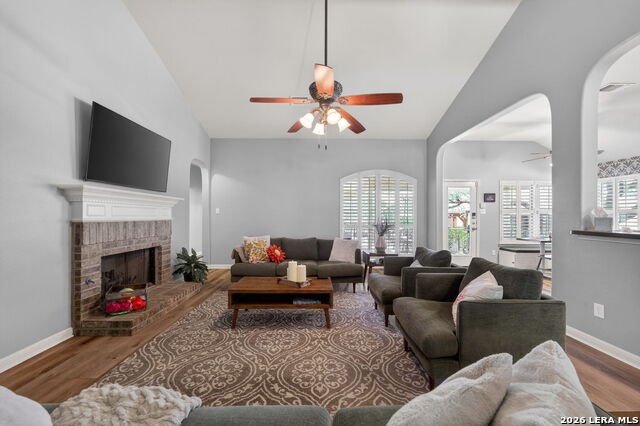 Image 9 of 37 For 9514 Potters Pt