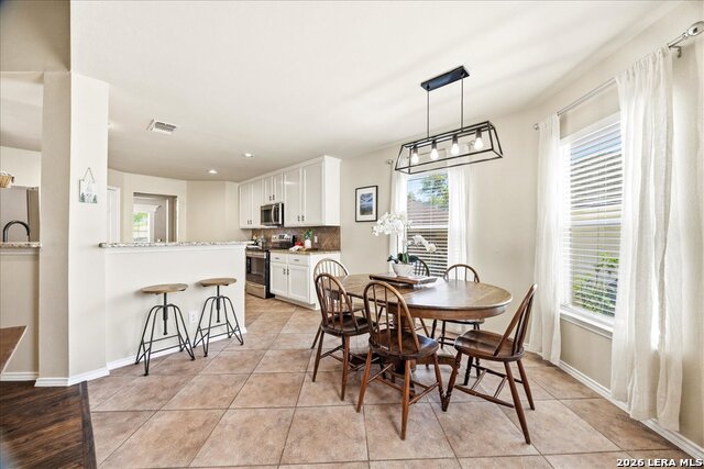 Image 18 of 57 For 2702 Glenbrook Way