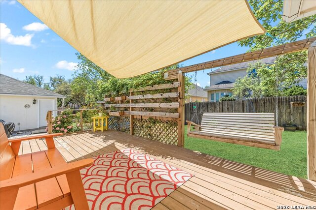 Image 33 of 57 For 2702 Glenbrook Way