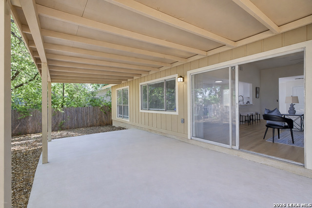 Image 20 of 39 For 13450 El Mirador St