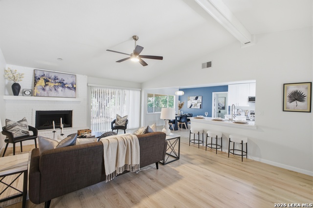 Image 25 of 39 For 13450 El Mirador St